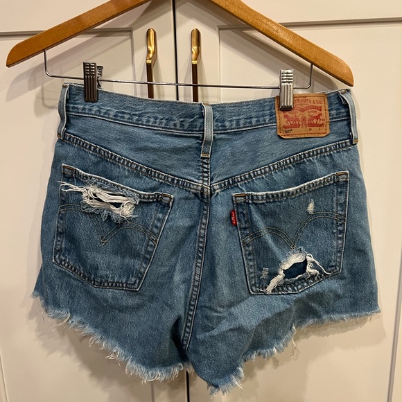 Levi’s 501 denim cutoff shorts size 30 waist - Picture 12 of 16